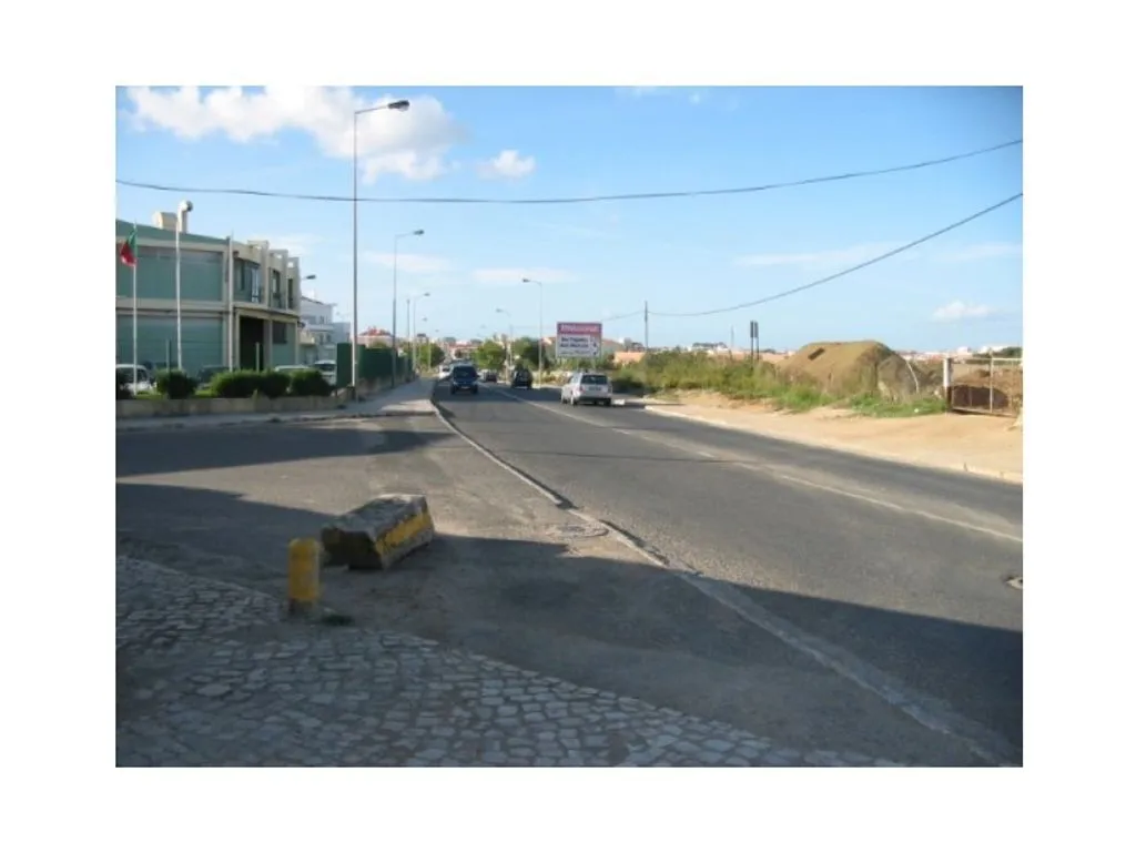 Extérieur - Industrial Land with Walling in Serra das Minas