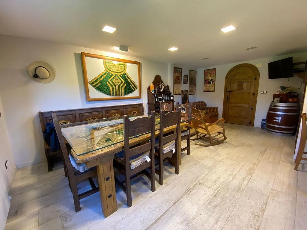 Dining Room - Chalet with Pool and Terraces in Islares