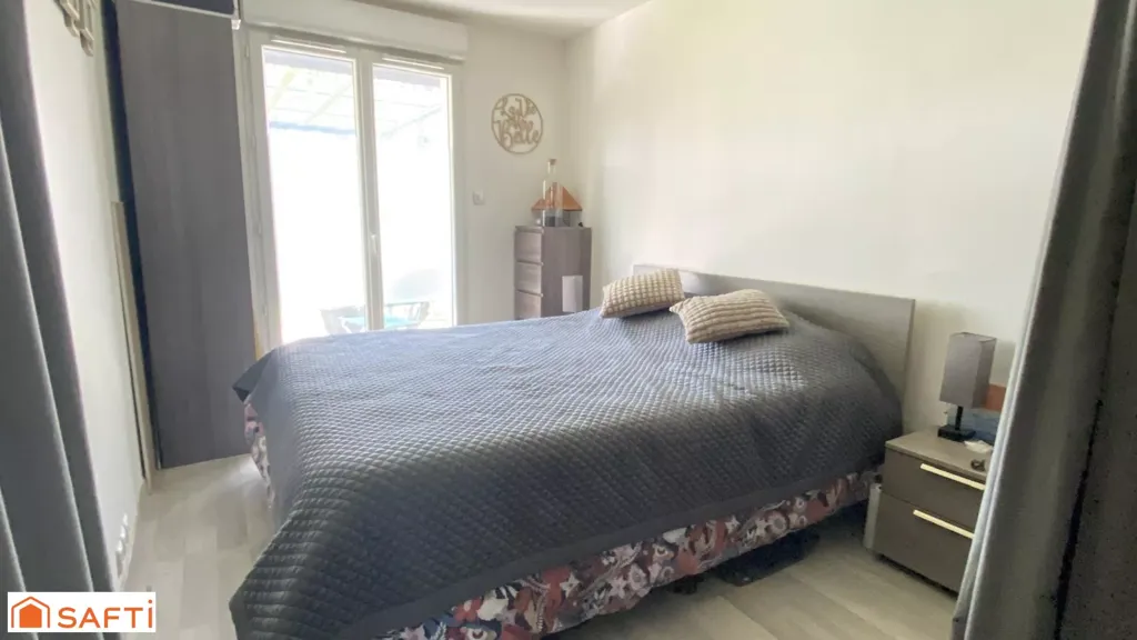 Chambres - Maison Rénovée avec Jardin à Hennebont