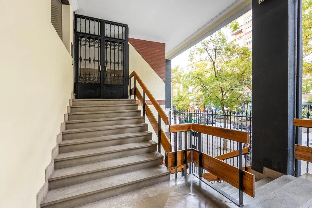 Toad - Luxury Penthouse with Terrace in Granada