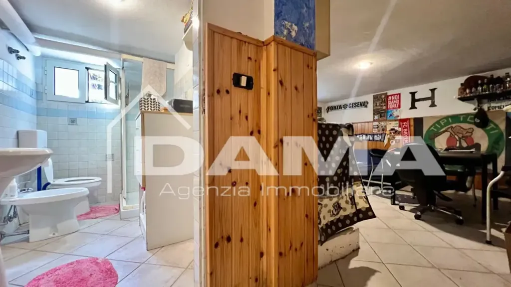 Vannitoad - Apartment with Balcony in Forlì's Risorgimento