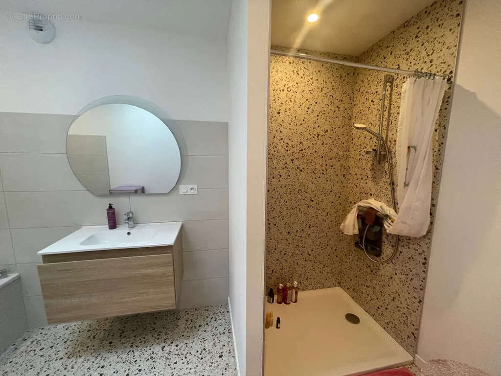Vannitoad - Contemporary Ground Floor House in Pommeret