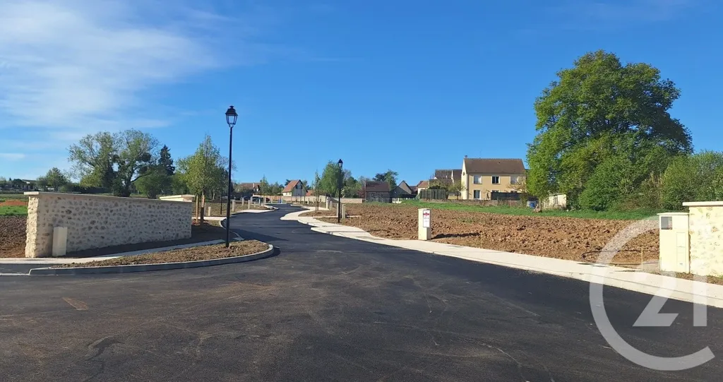 Extérieur - Terrain Viabilisé Prêt à Construire à Pecqueuse