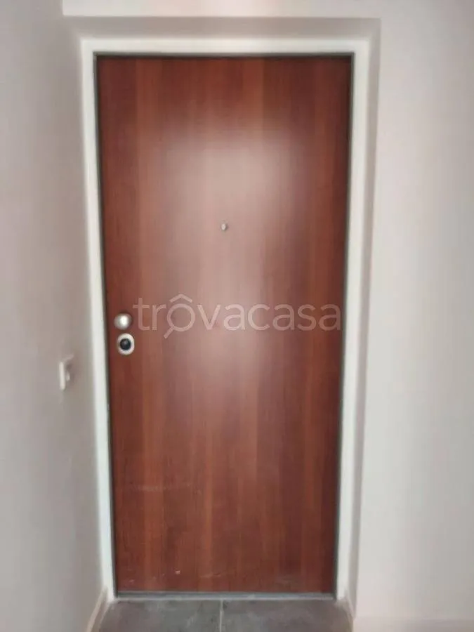 Esik - Newly Refined Apartment with Balcony in Pesaro