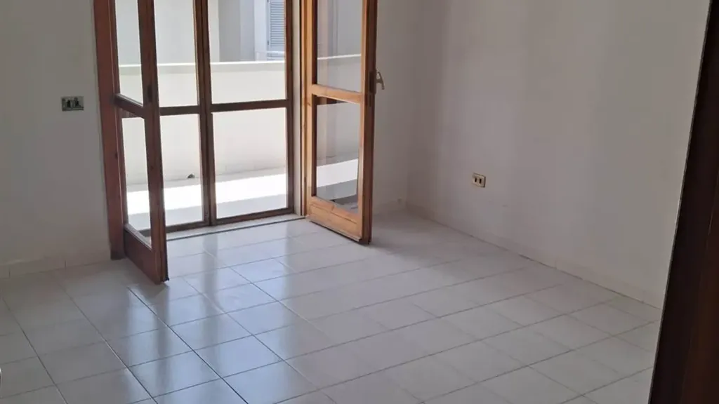 Toad - Spacious Apartment with Balcony in San Mango Piemonte