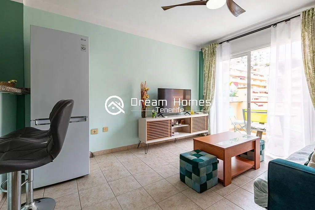Séjour - 1-Bedroom Apartment with Pool in Puerto de Santiago