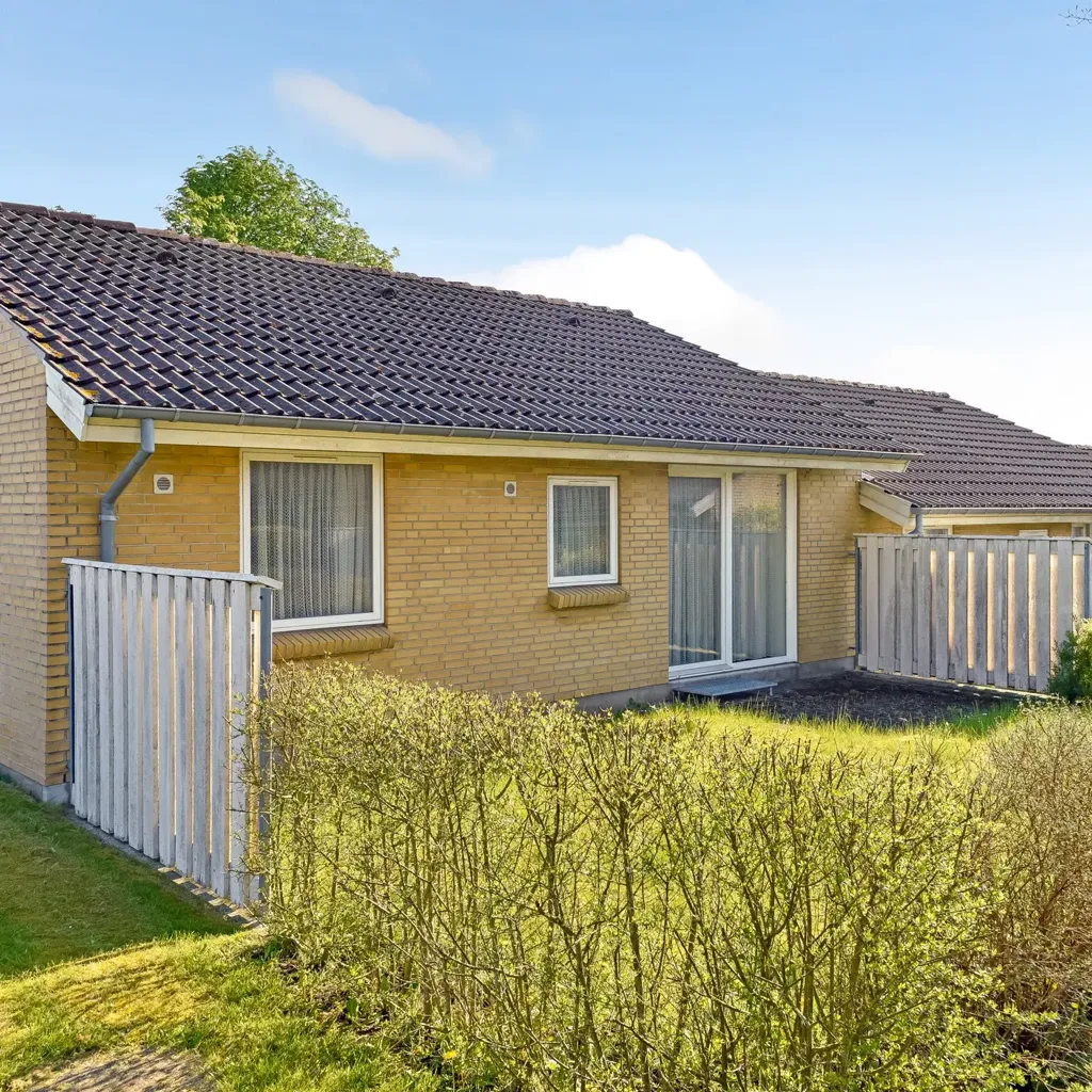 Välivaade - Two-Bedroom Terraced House in Kongerslev