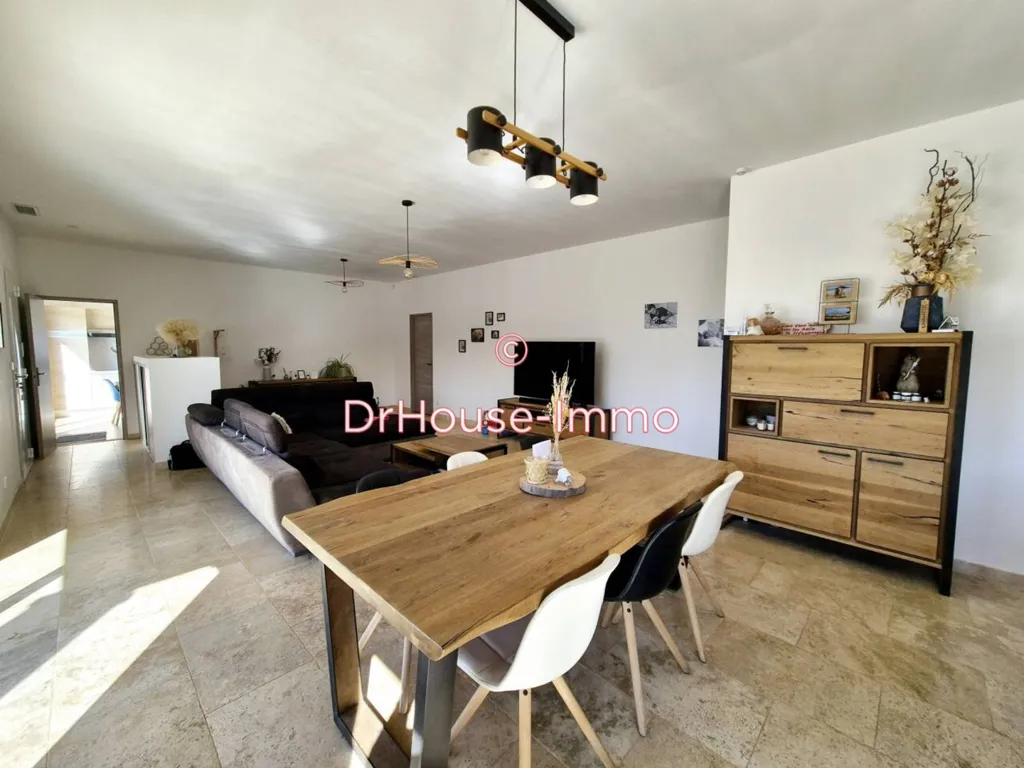Salle à manger - Villa avec Piscine et Jacuzzi à Argeliers