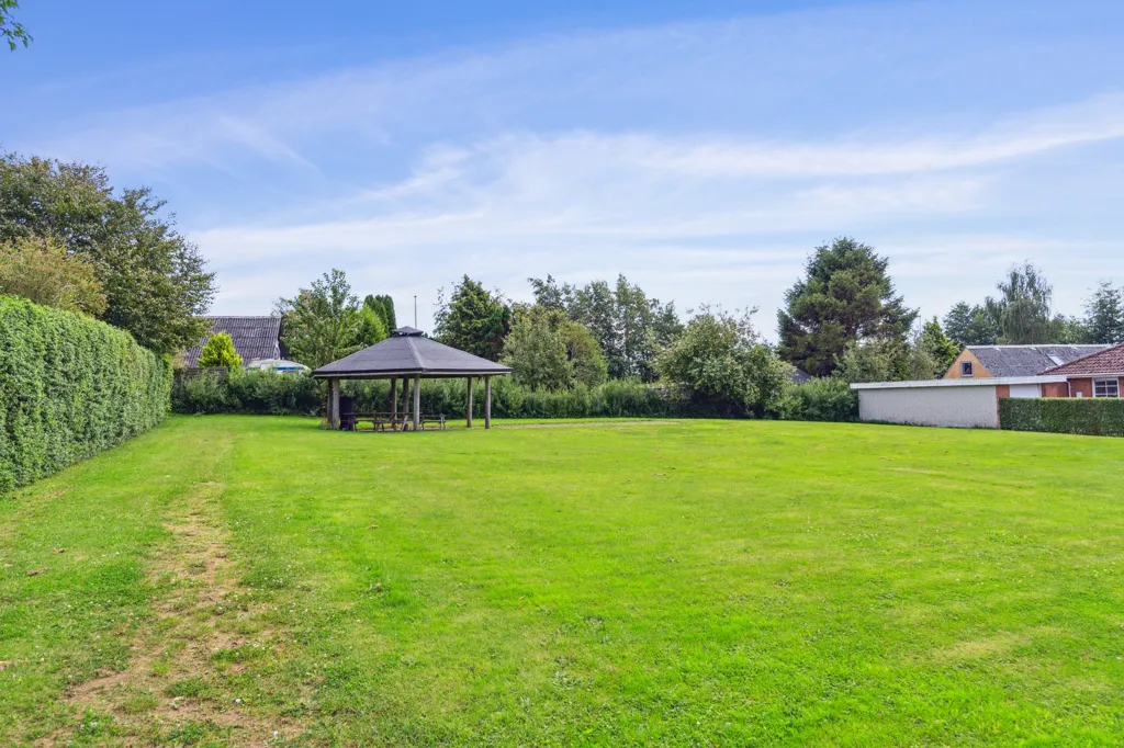Garden - Plot with 5G Coverage in Brørup
