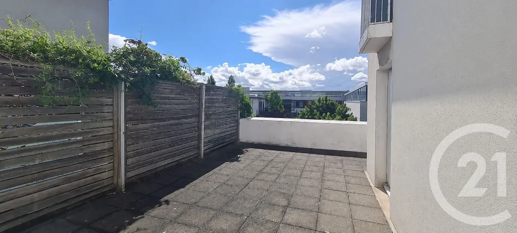 Terrass - Studio with South-Facing Terrace in Aubervilliers