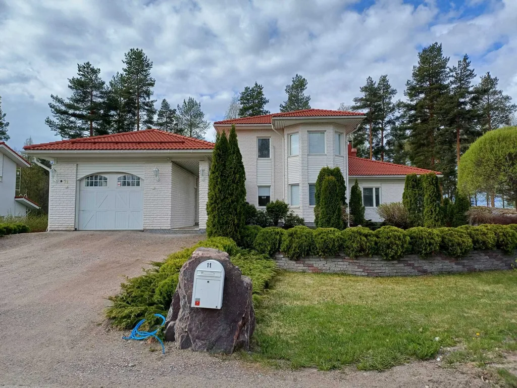 Esterno - Detached House with Lake View in Häyrilä