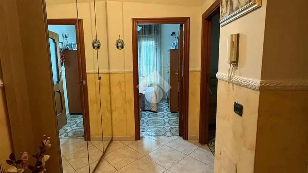 hallway_entrance