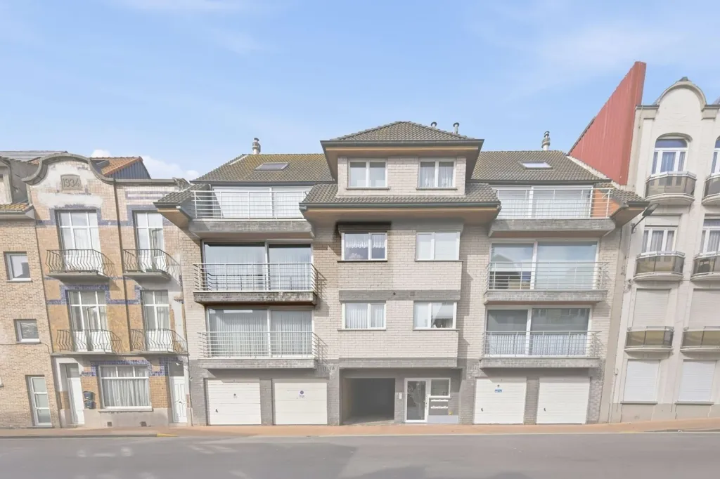 Extérieur - Appartement 3 Chambres avec Terrasse près de la Digue à Anvers