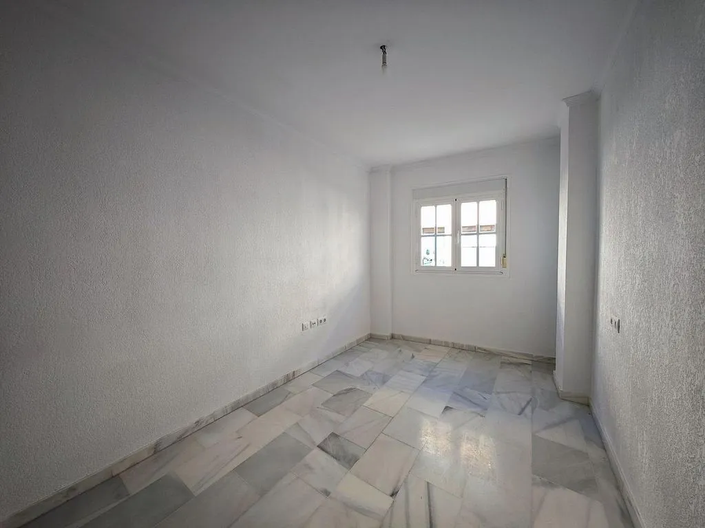 Rooms - Apartment with Balcony in Urban Centre, Chiclana