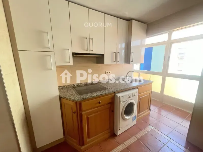Kitchen - Bright Apartment with Terrace near Basarrate Metro