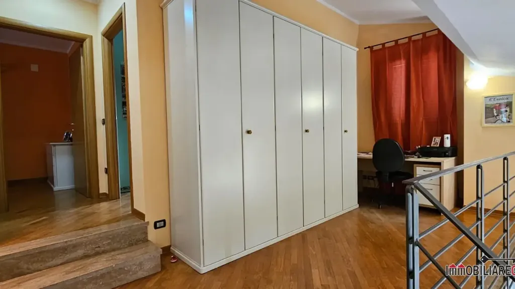 Maison 6 pièces à IT