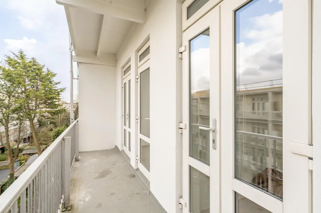 Balcon - 3-Bedroom Apartment with Rooftop Terrace in Amsterdam