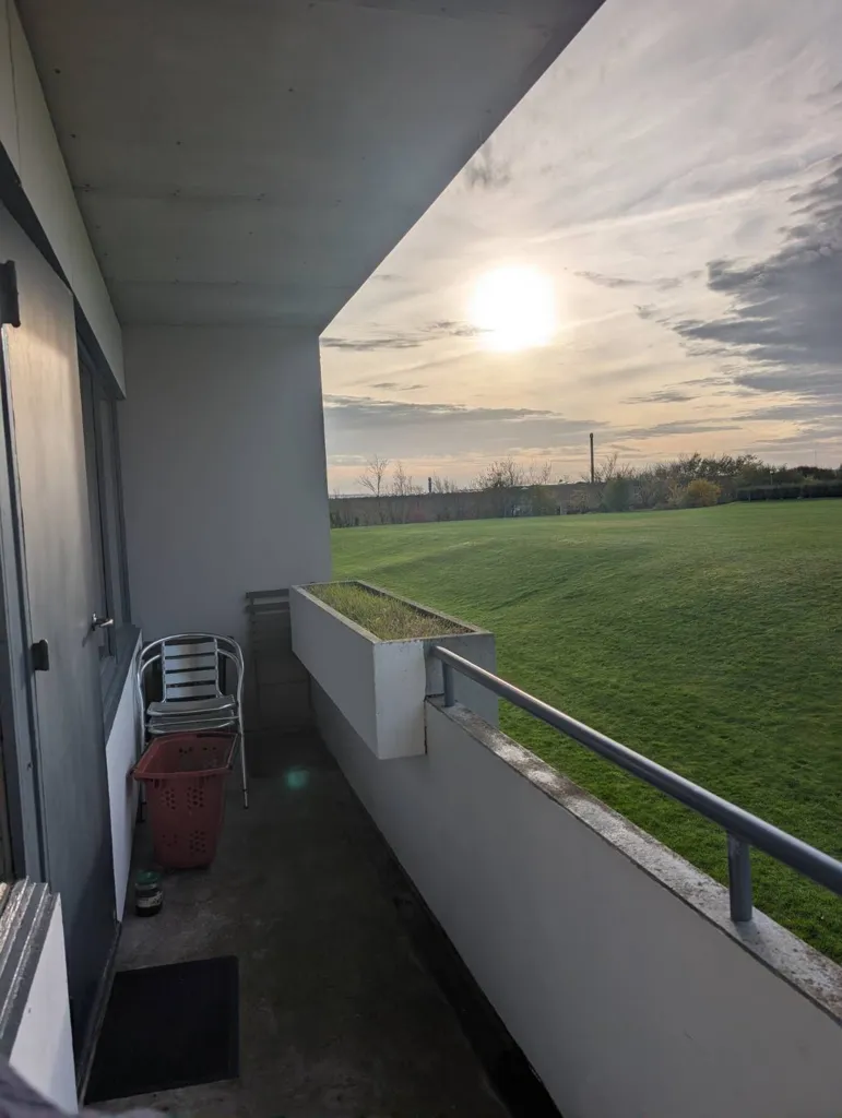 Rõdu - Furnished 3-Bedroom Flat with Balcony in Aalborg