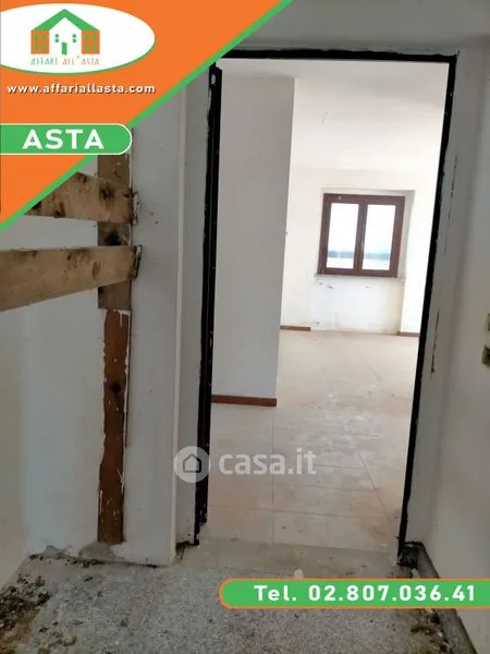 Ingresso - Three-Bedroom Apartment with Balcony in Palestro