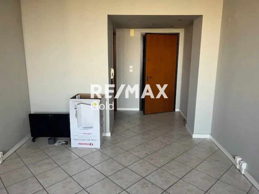Rooms - Office with Sea View in Thessaloniki Centre