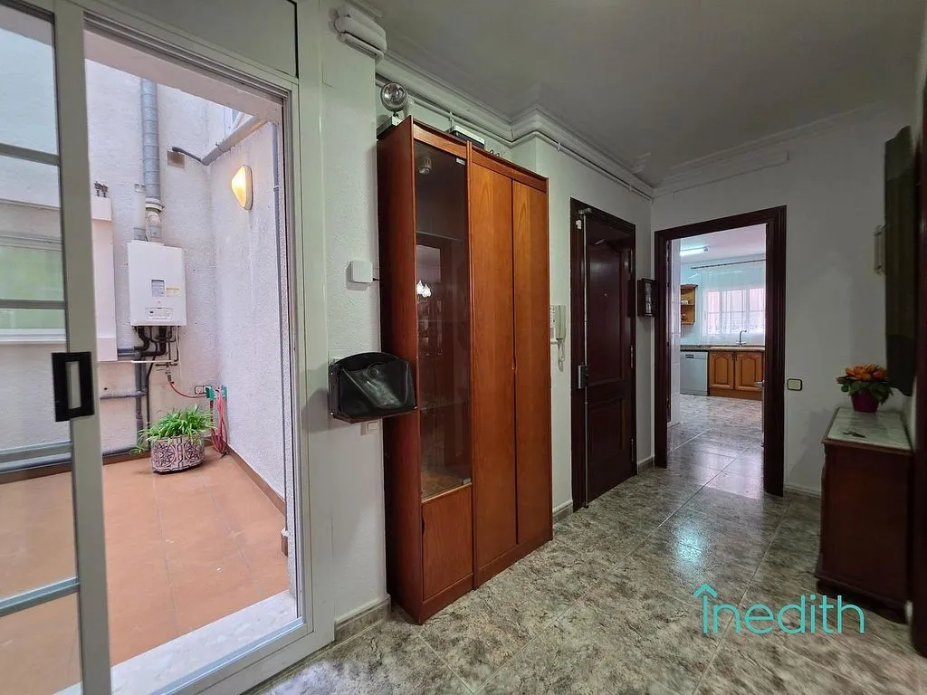 hallway_entrance