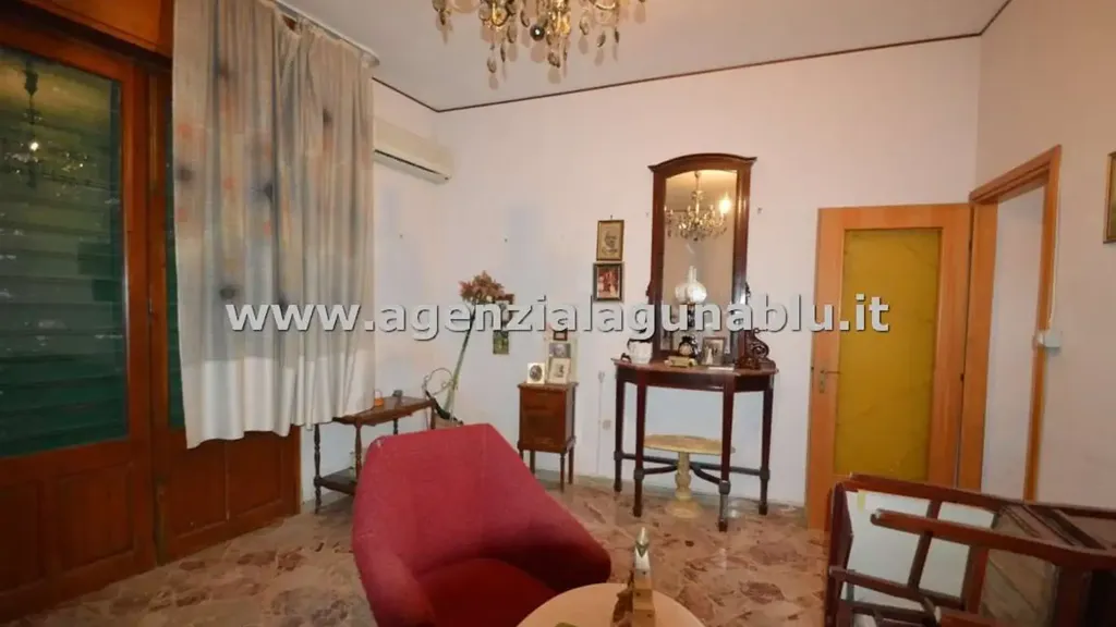 Elutuba - Villa with Multiple Units in Mazara del Vallo