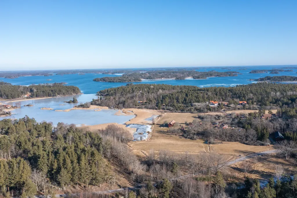 Vista aerea - Plot with Mountain View on Norra Finnö