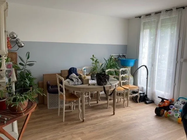 Sala da pranzo - T4 Flat with Balcony in Pessac