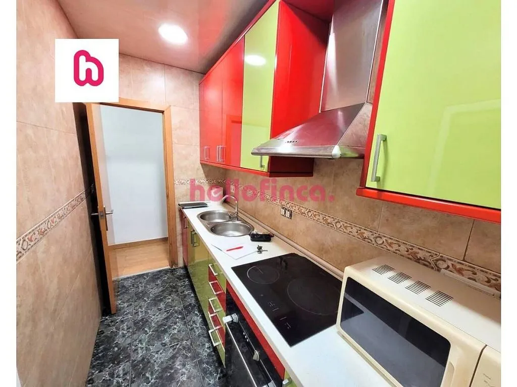 Köök - Ground Floor Flat with Terrace in Sant Jordi, Ripollet