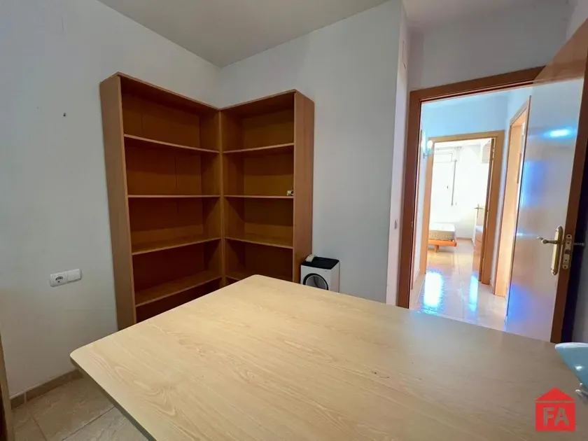 3 magamistoaga korter asukohas Tarragona