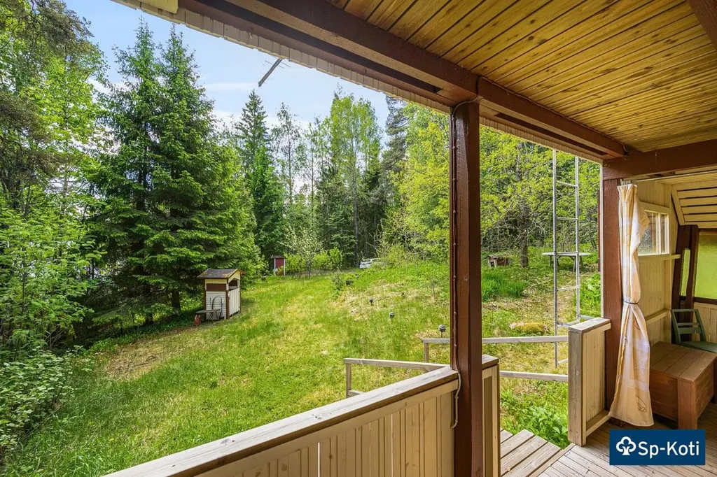 Terrasse - Cottage with Sauna in Forested Area