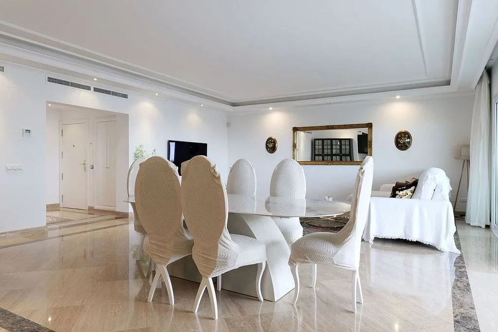 Salle à manger - Penthouse with Pool in Old Town