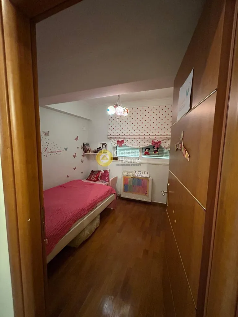 5-toaline maja asukohas GR