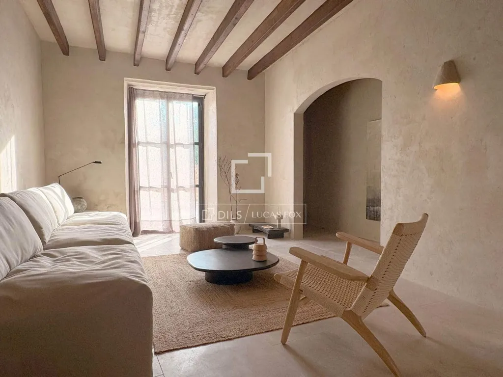 Elutuba - Renovated Villa with Pool in Es Llombards
