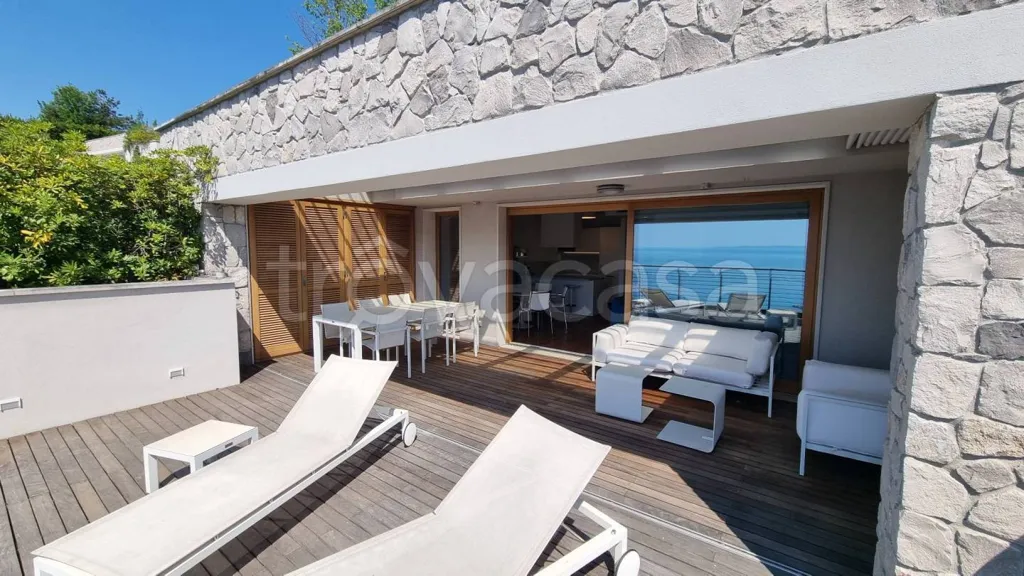 Terrace - Penthouse with Sea View in Duino Aurisina