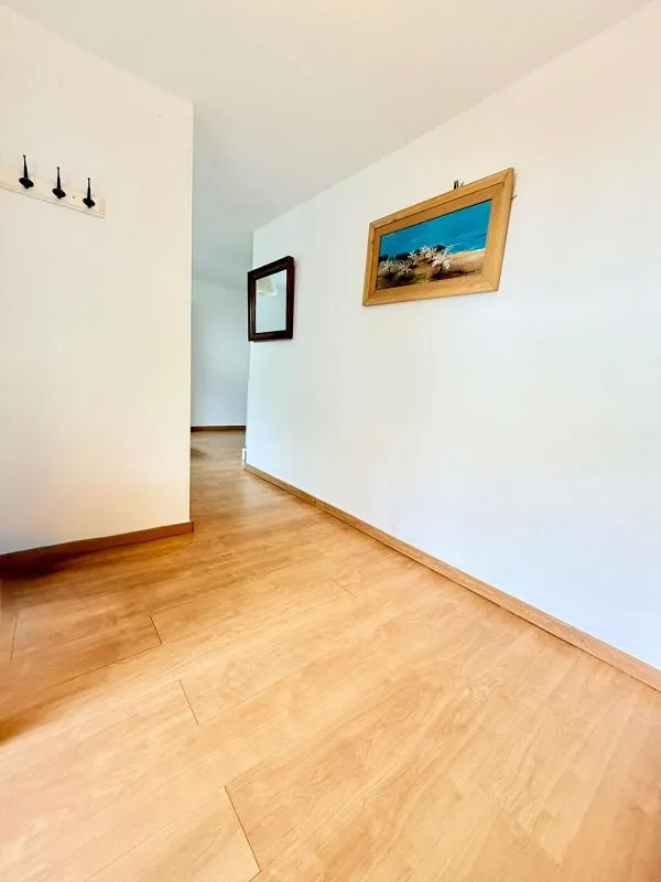 Séjour - 1-Bedroom Flat with Garden in Ciudad Universitaria