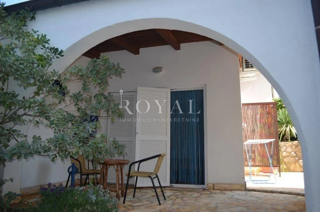 Terrace - Family House with Seafront Access in Punat