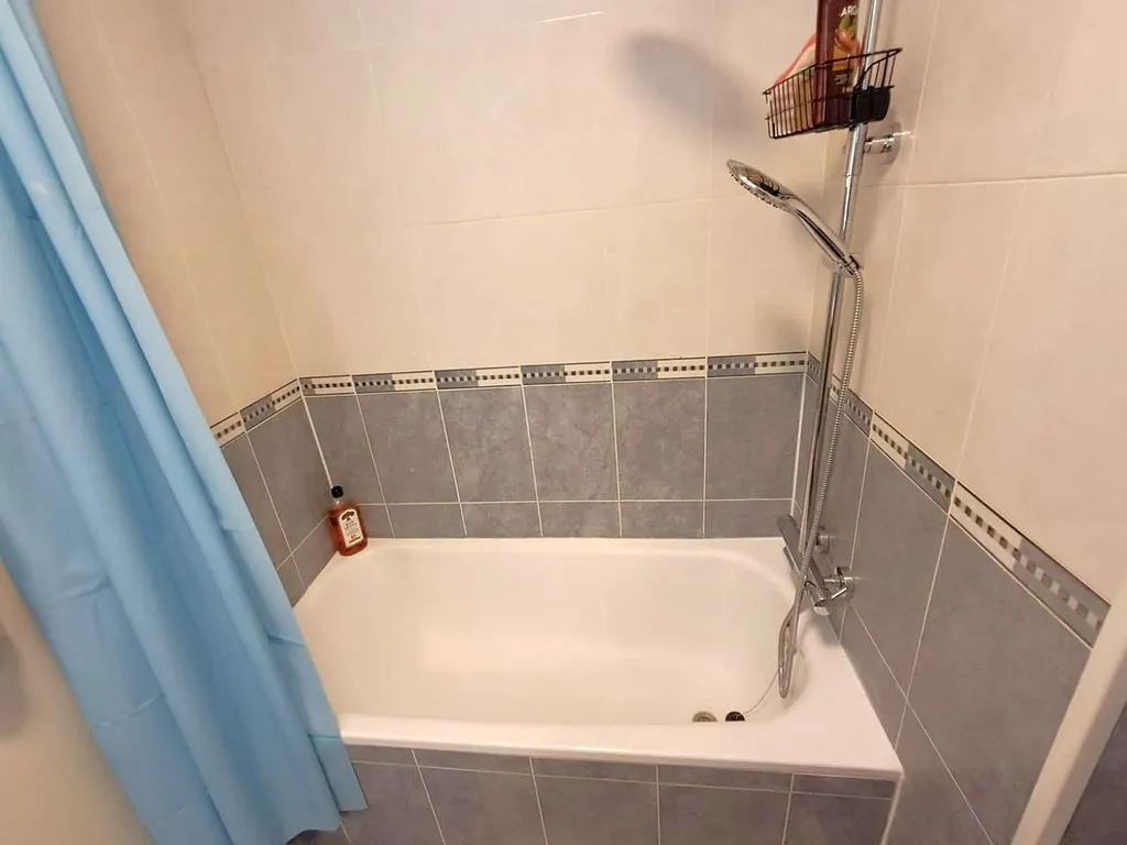 Vannitoad - 1-Bed Apartment with Pool in Benalmádena