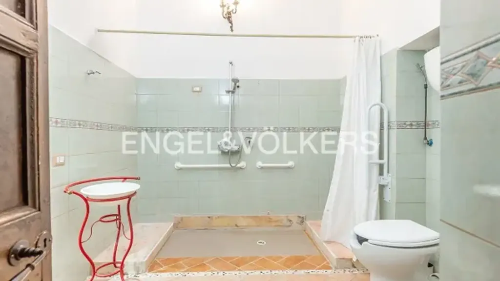Vannitoad - Historic Villa with Pool in Cantalice