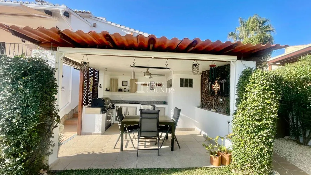 Terrass - Modern Villa with Panoramic Views in Pedreguer