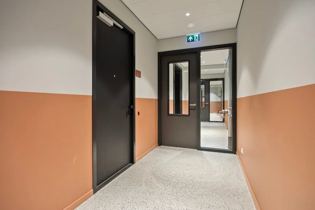 hallway_entrance