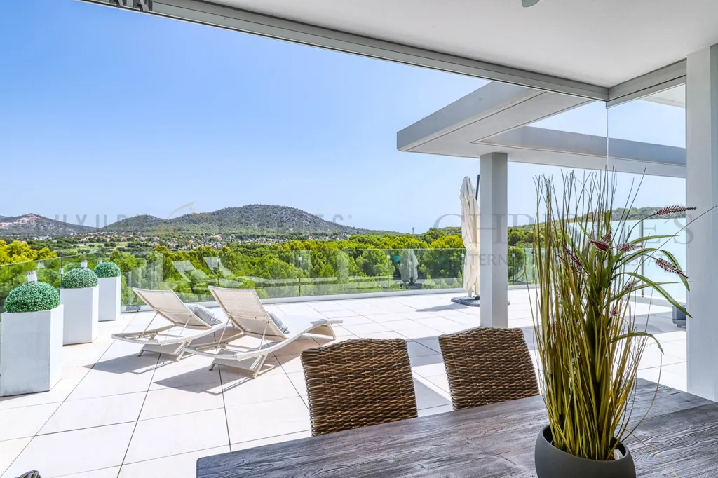 Terrasse - Contemporary Penthouse with Pool View in Santa Ponsa
