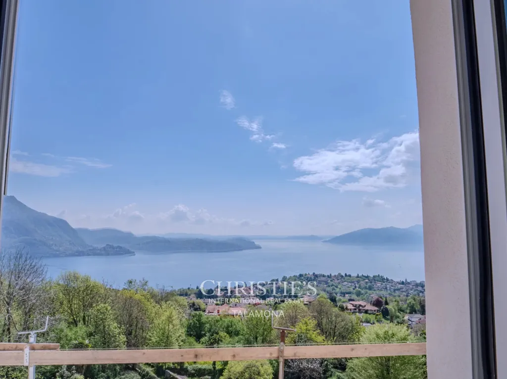 Balcon - Duplex with Lake View in Arizzano