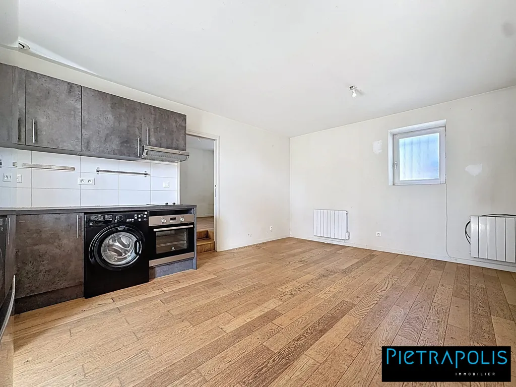 Köök - Renovated Flat with Balcony in Ecully
