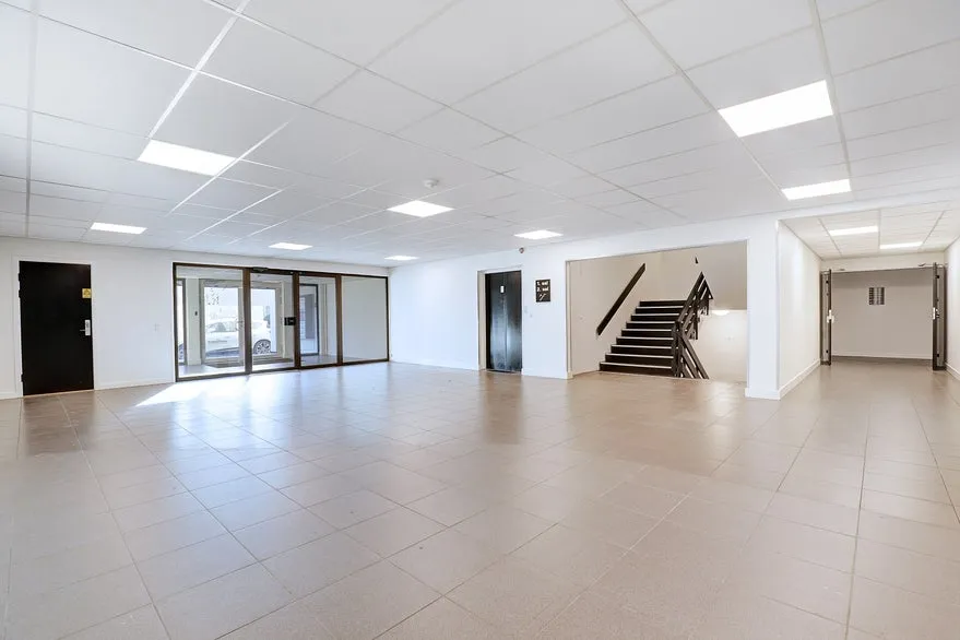 Ingresso - Modernised Office in Hersted Industripark, Glostrup