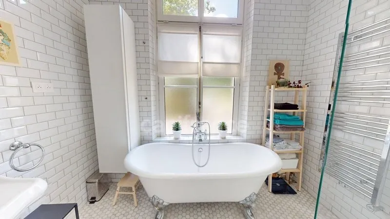 Salles de bain - Appartement de Caractère avec Jardin en Centre-Ville de Corbeil-Essonnes
