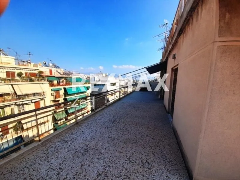 Rõdu - Corner Penthouse with Panoramic View in Pasalimani
