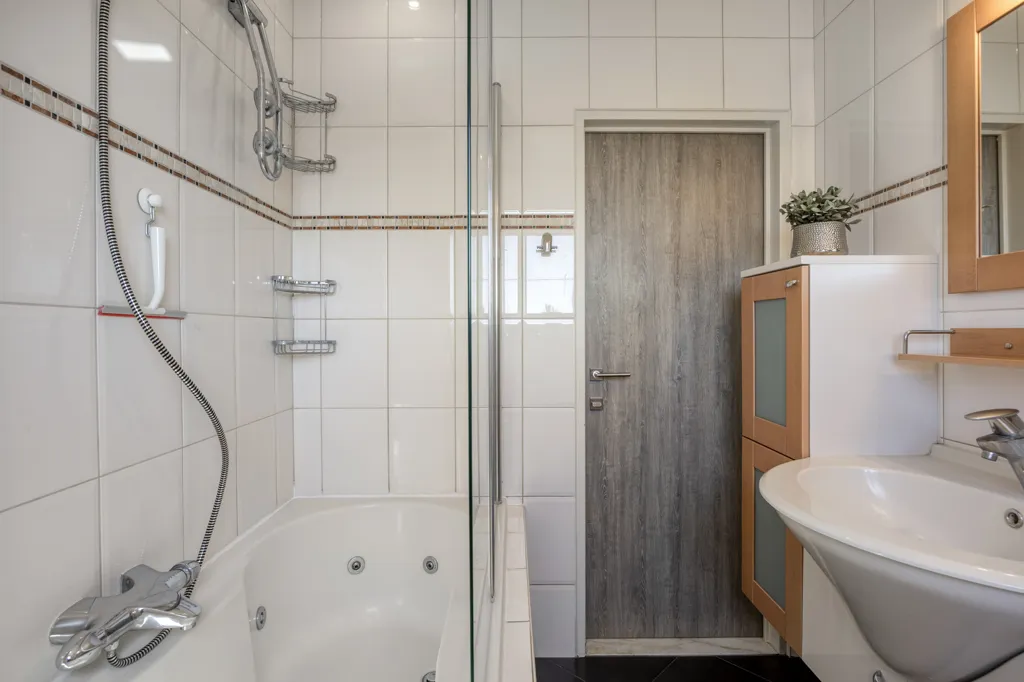 Vannitoad - Instapklare Bel-etage in Stabroek