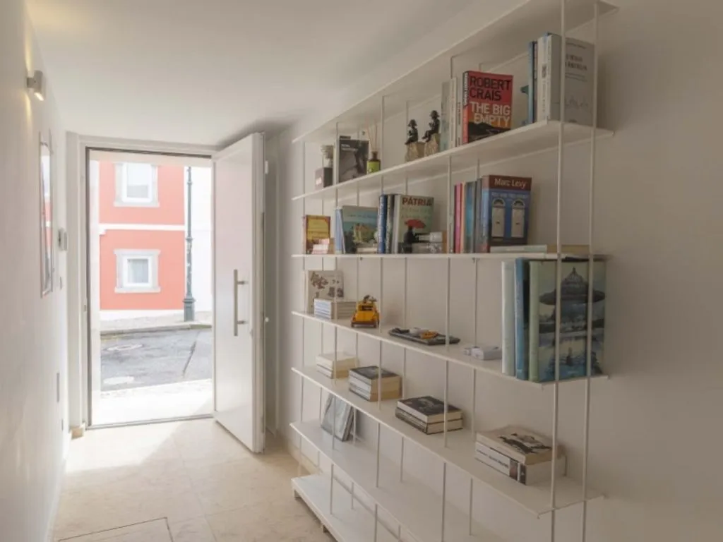 Flur - Luxury Semidetached House with Terrace in Cascais