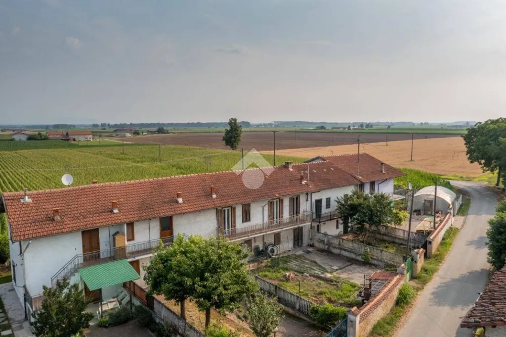 Õhuvaade - Semi-detached House with Garden in Envie